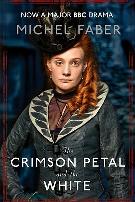 绛红雪白的花瓣